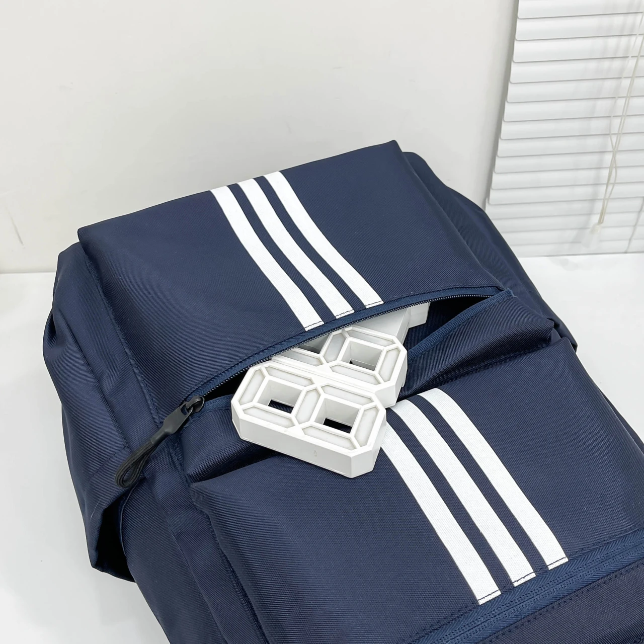 Fashion simple design backpack waterproof unisex school bag for teenager