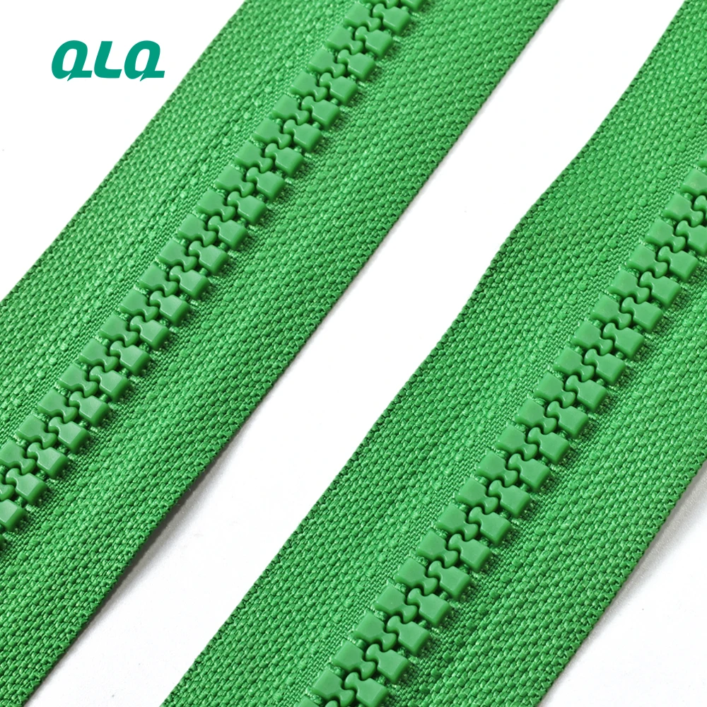 Personalized Design Industrial Customized Plastic Zipper for Clothing Bags Shoes Tents 3#5#8#10# Plastic Long Chain Zippers