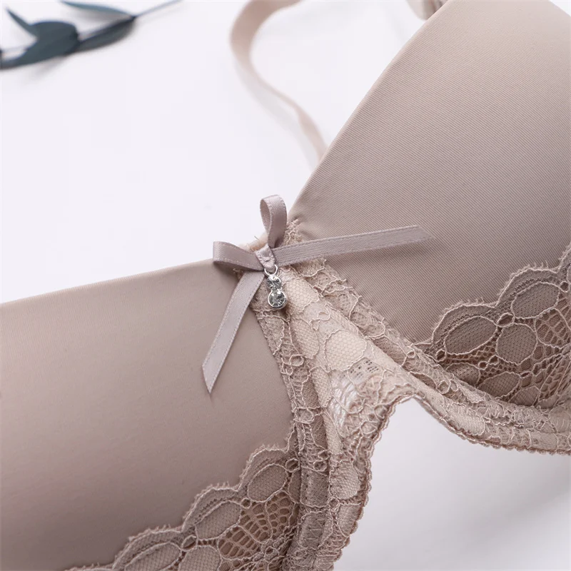 2021 New Style Underwire Nylon Bra for Women Support Everyday Bras