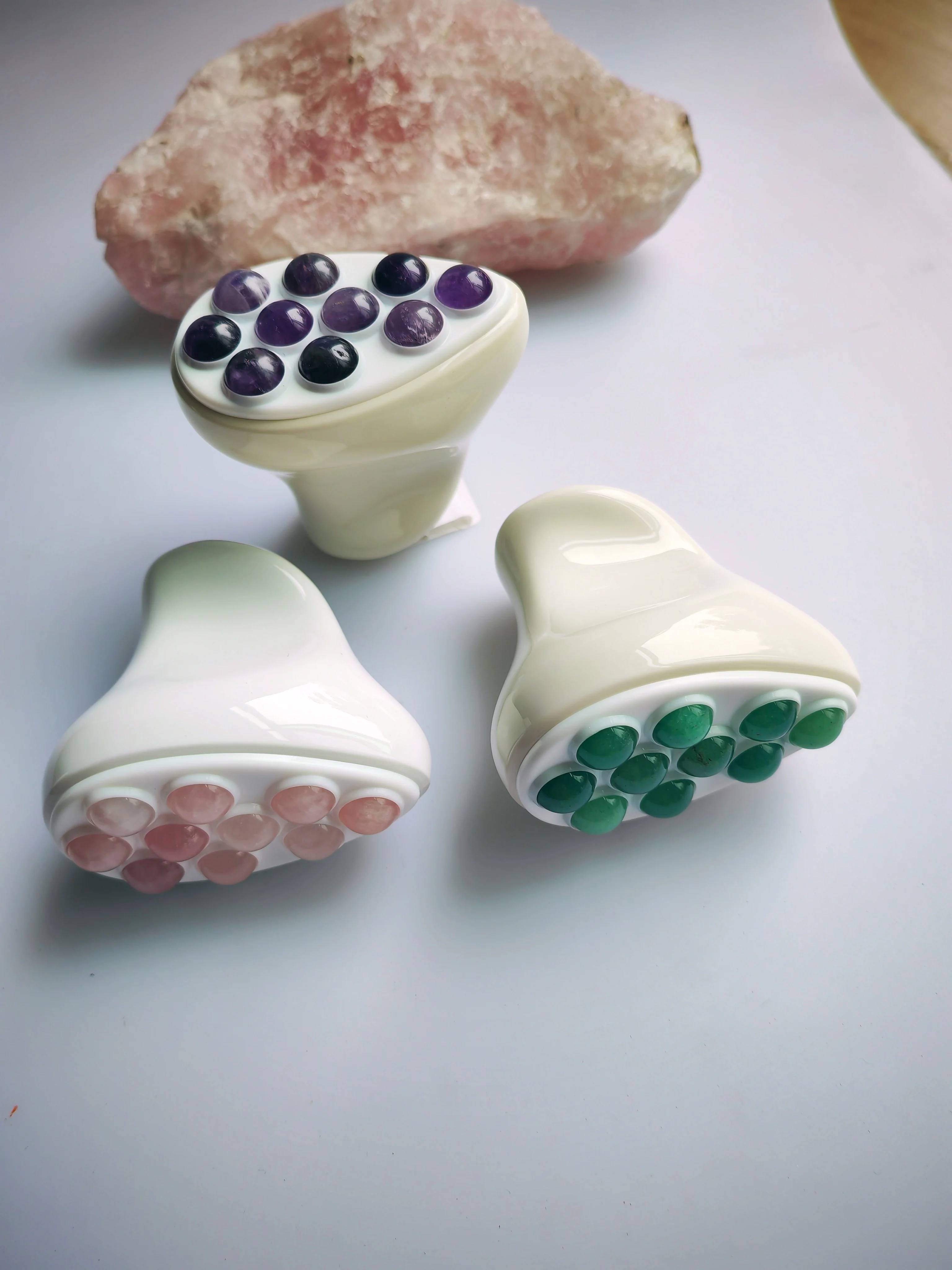 Железный новый дизайн Нефритовый ролик gua sha железная форма Gua jade
