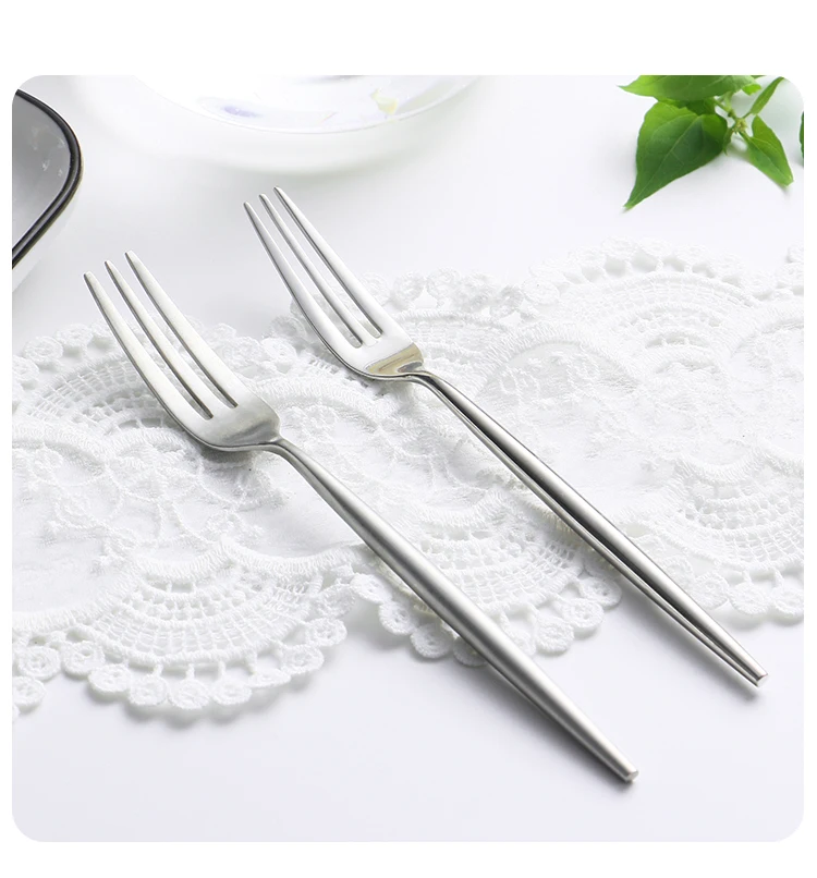 Colorful wholesale fruit fork 18/8 stainless steel gold plated fork stocked cake fork fruit picks