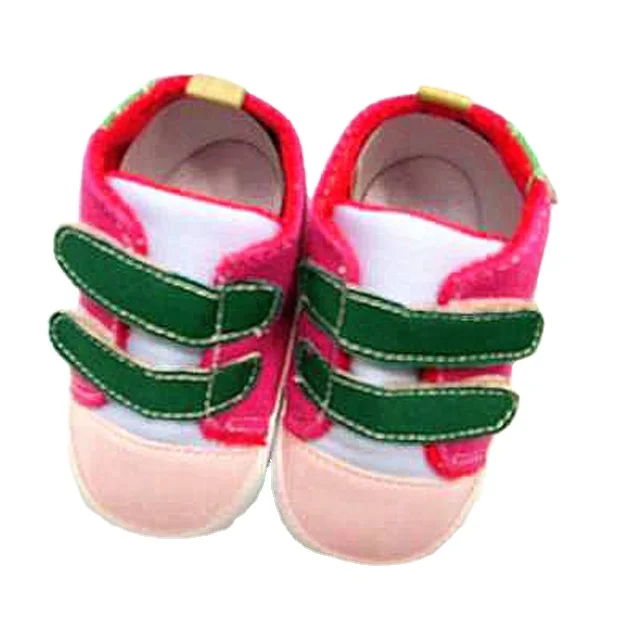
All kinds of new design baby shoes with comfortable material 