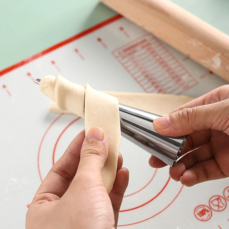 Stainless steel conical tube cone bread baking mould kitchen cream metal cones for baking