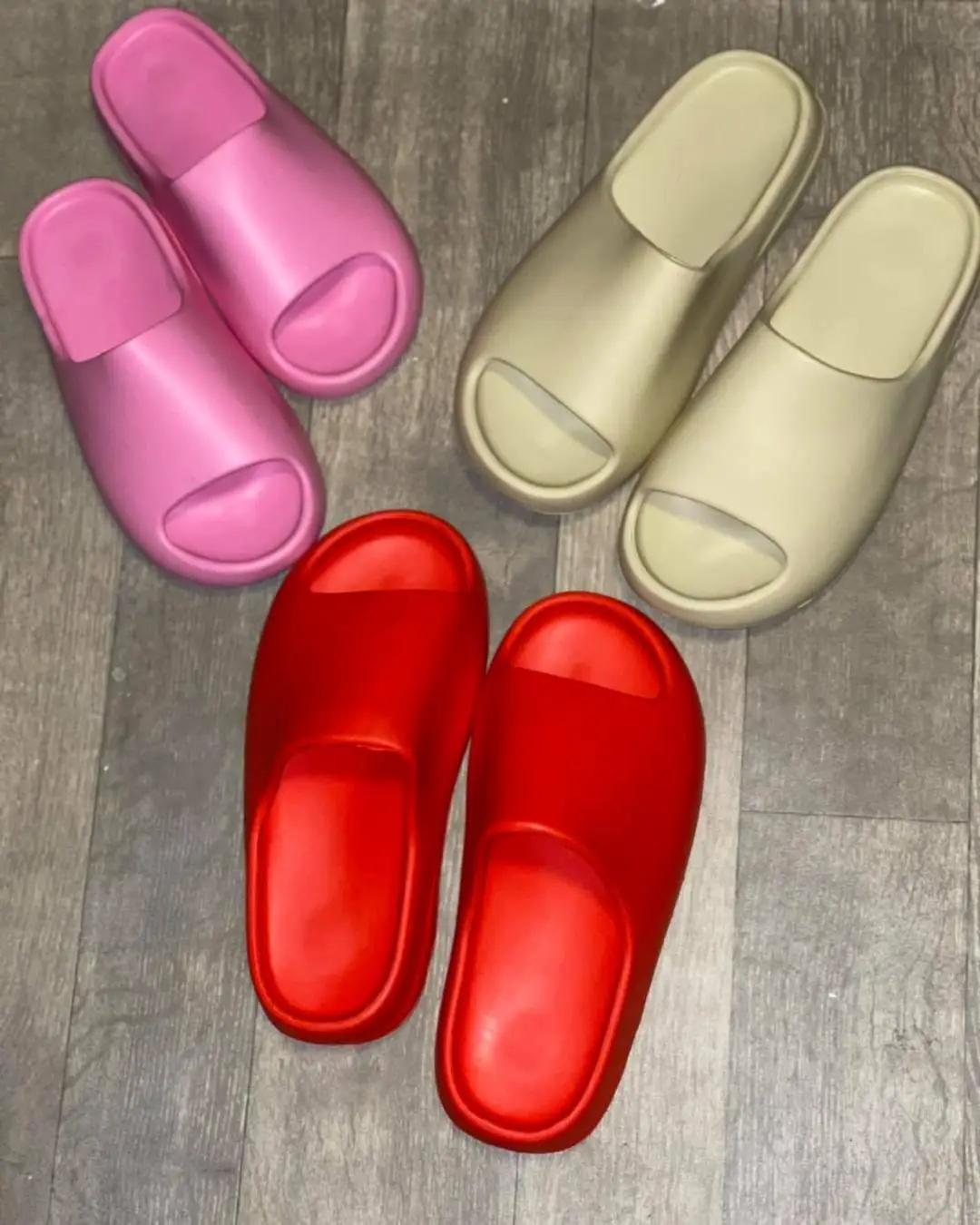  2021yeezy shoes wholesale soild color anti slip eva flat unisex women beach yeezy inspired slides