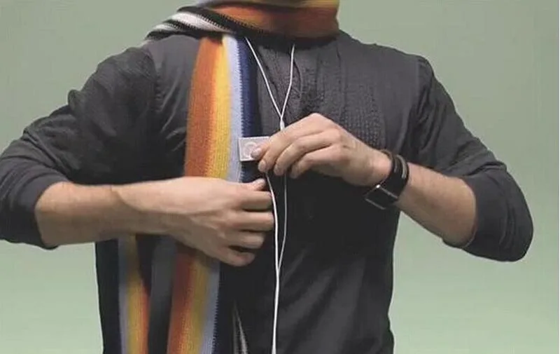 
cheapest best Gifts Metal Mini sports Clip usb MP3 music Player With LCD Screen support music free song download 