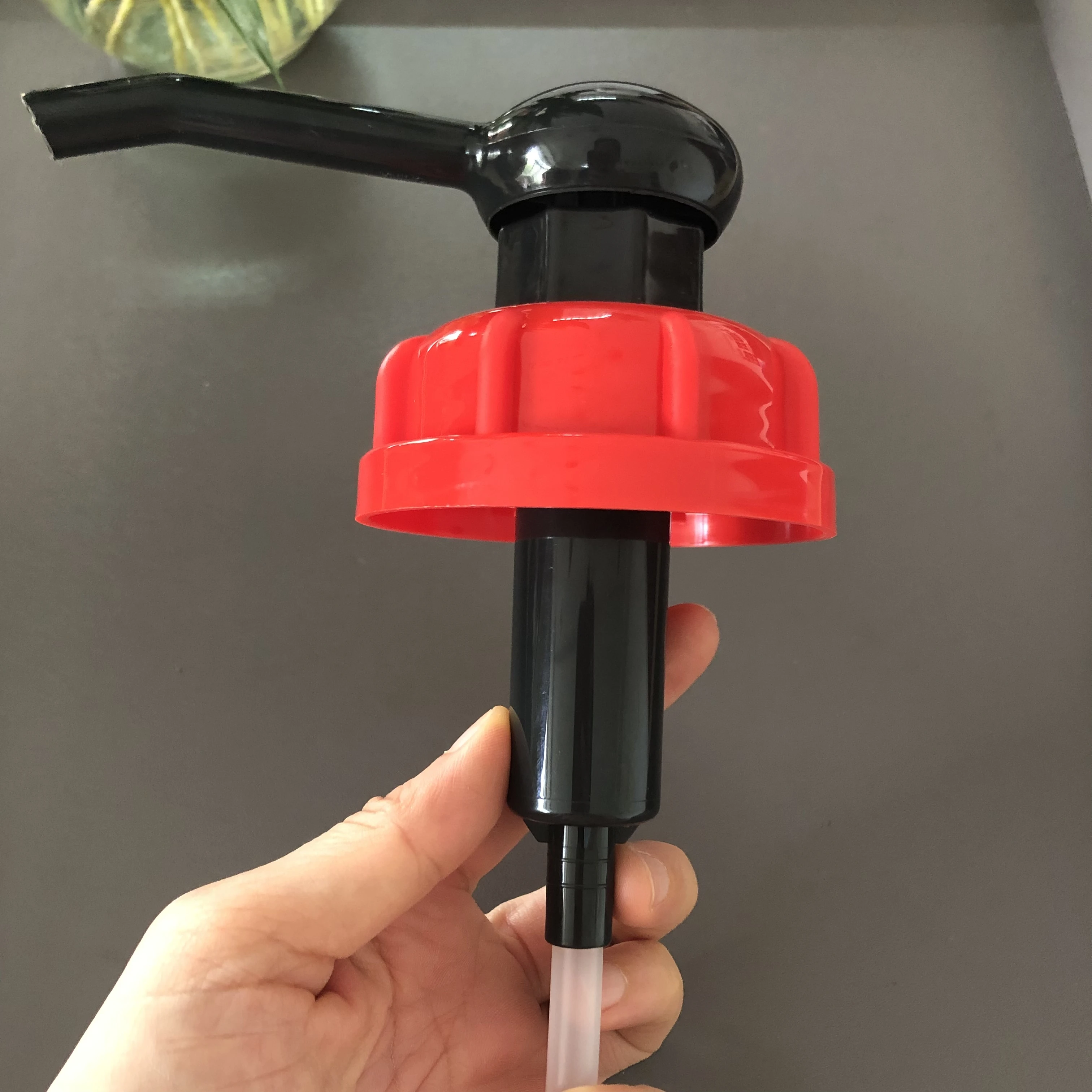 38/400 38/410 Food Grade Big Dosage White Ribbed PP Plastic Hand Syrup Gallon Pump