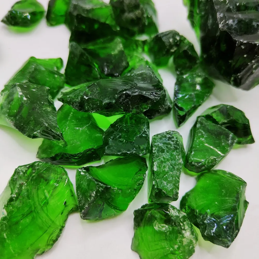 Customized green broken glass slag decoration glass rock multi-color garden decoration glass blockglass sand