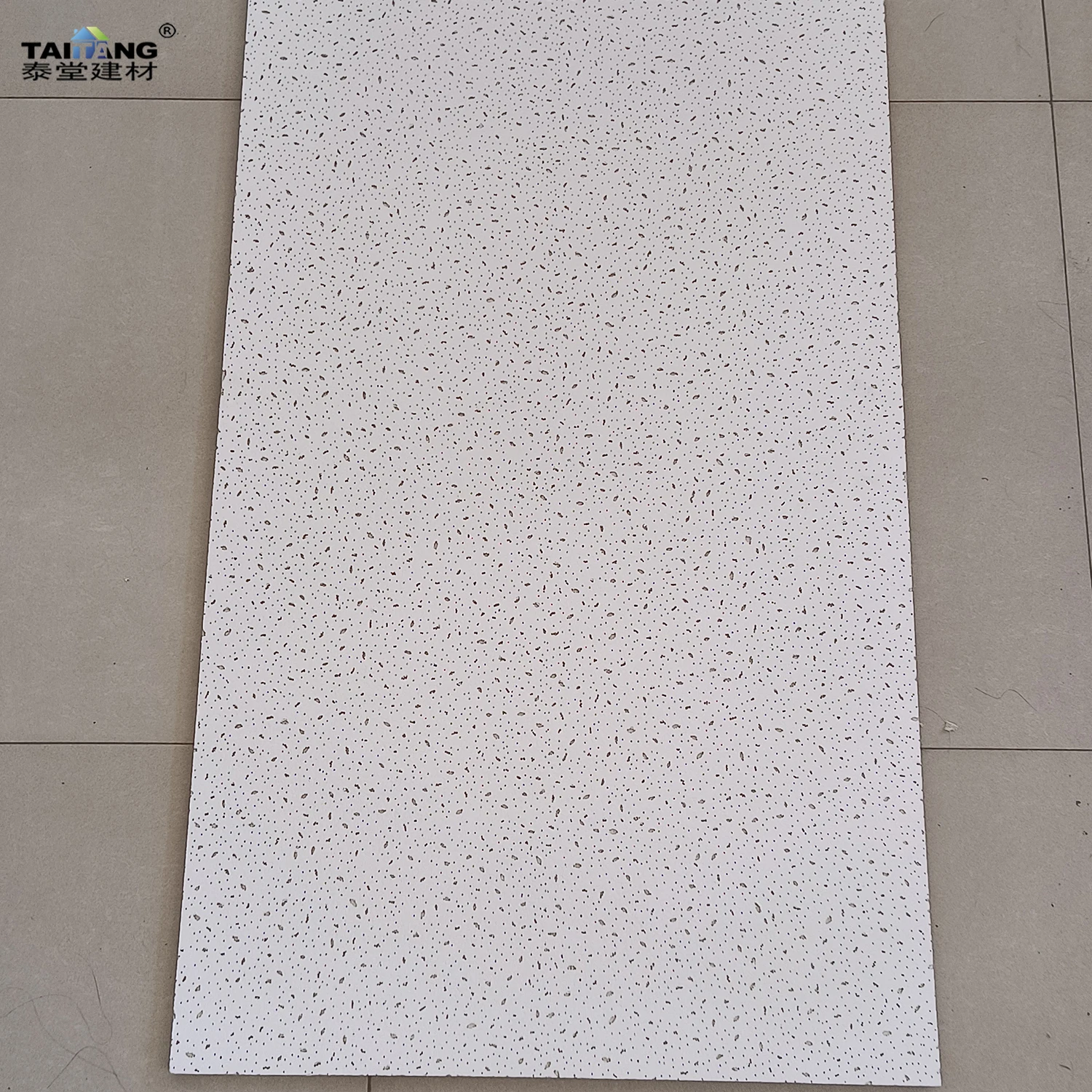 Dropped False Ceiling House Mineral Wool Fiber Black Acoustic Ceiling Tile Suspended Ceiling Fiberboard