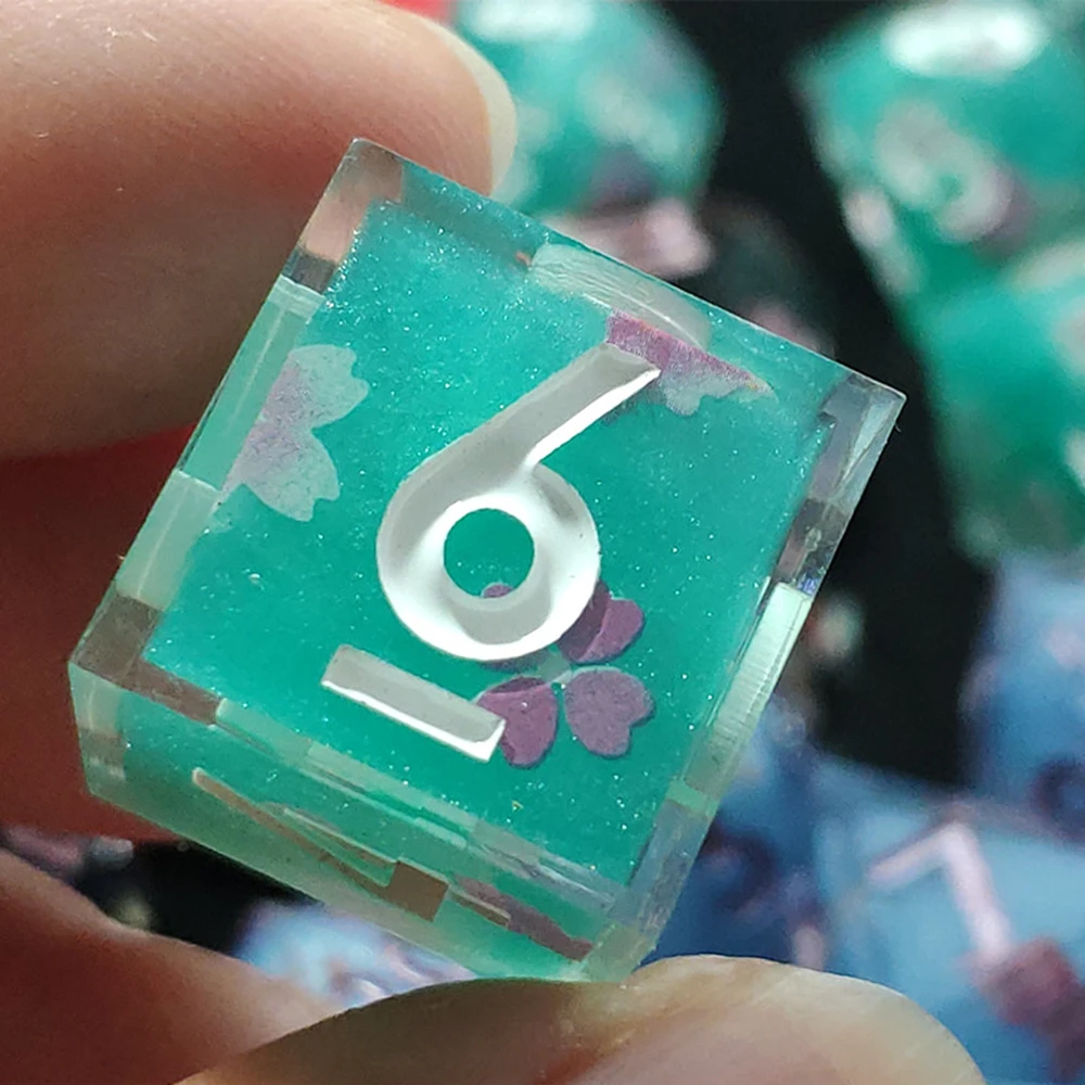 MINI PLANET Polyhedral Resin Dice Set Flower Stickers DND Dice For RPG Dragon and Dungeon Desktop Games Sharp Dice Custom D20