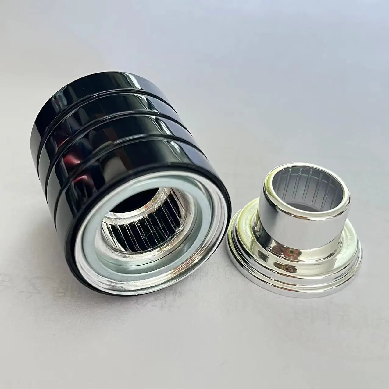 JZC  Design High End Aluminum Magnet Cap For Perfumes Same Sauvage  30*31mm