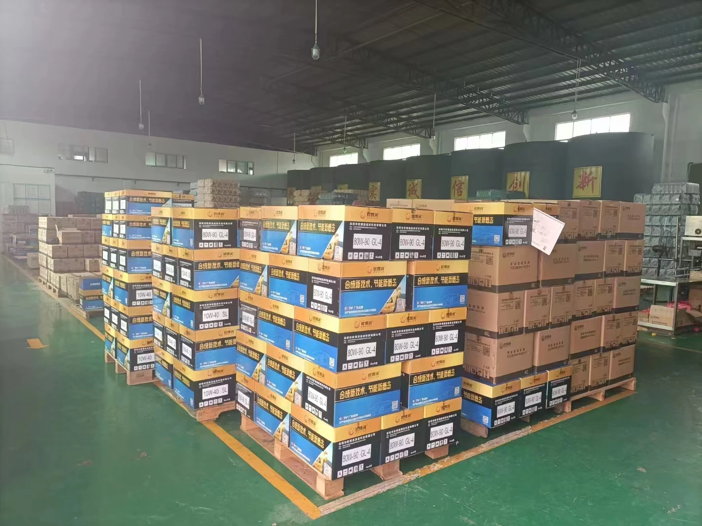 High Quality Hydraulic Oil Fnyuxba JBR H-32 Sell Well Heavy Hydraulic Oil