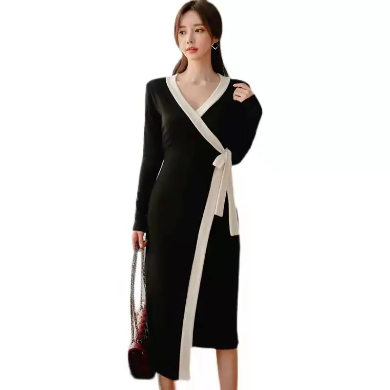 2022 spring new elegant V-neck black and white color matching lace-up waist office dress