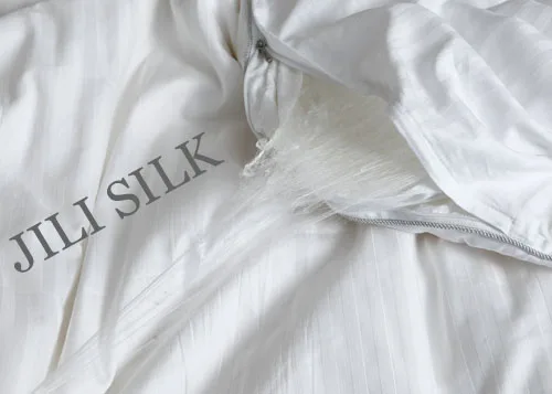 JILI SILK king size silk quilt with sateen stripe