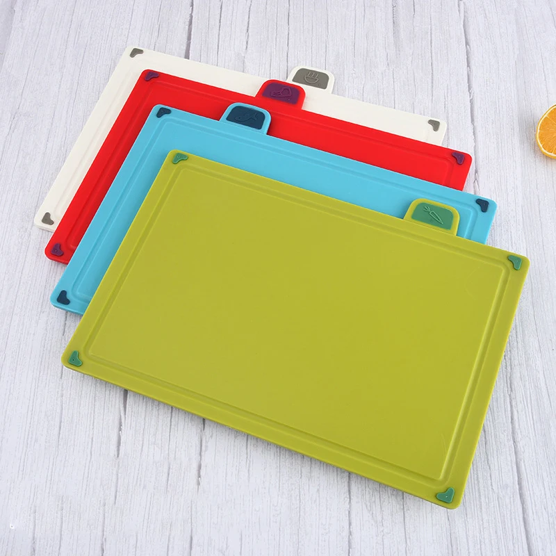 High quality plastic 4-piece set household kitchen fruit vegetable meat cooked food classification cutting board set