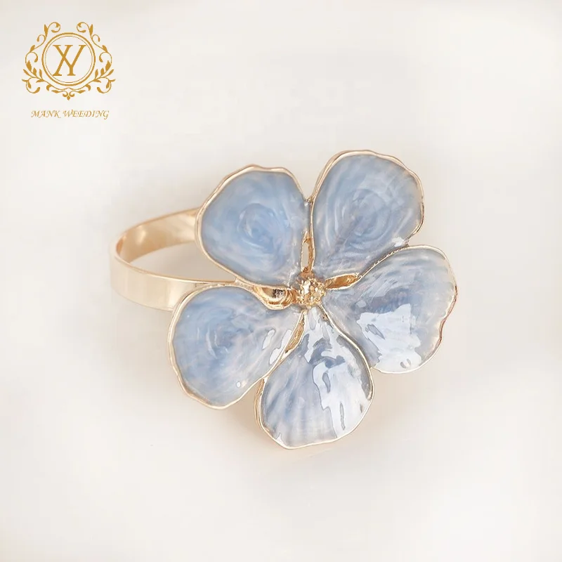 High Quality Five Petal Flower Shaped Metal Napkin Buckle Wholesale Retro Elegant Drip Oil Blue Flower Napkin Rings for Wedding