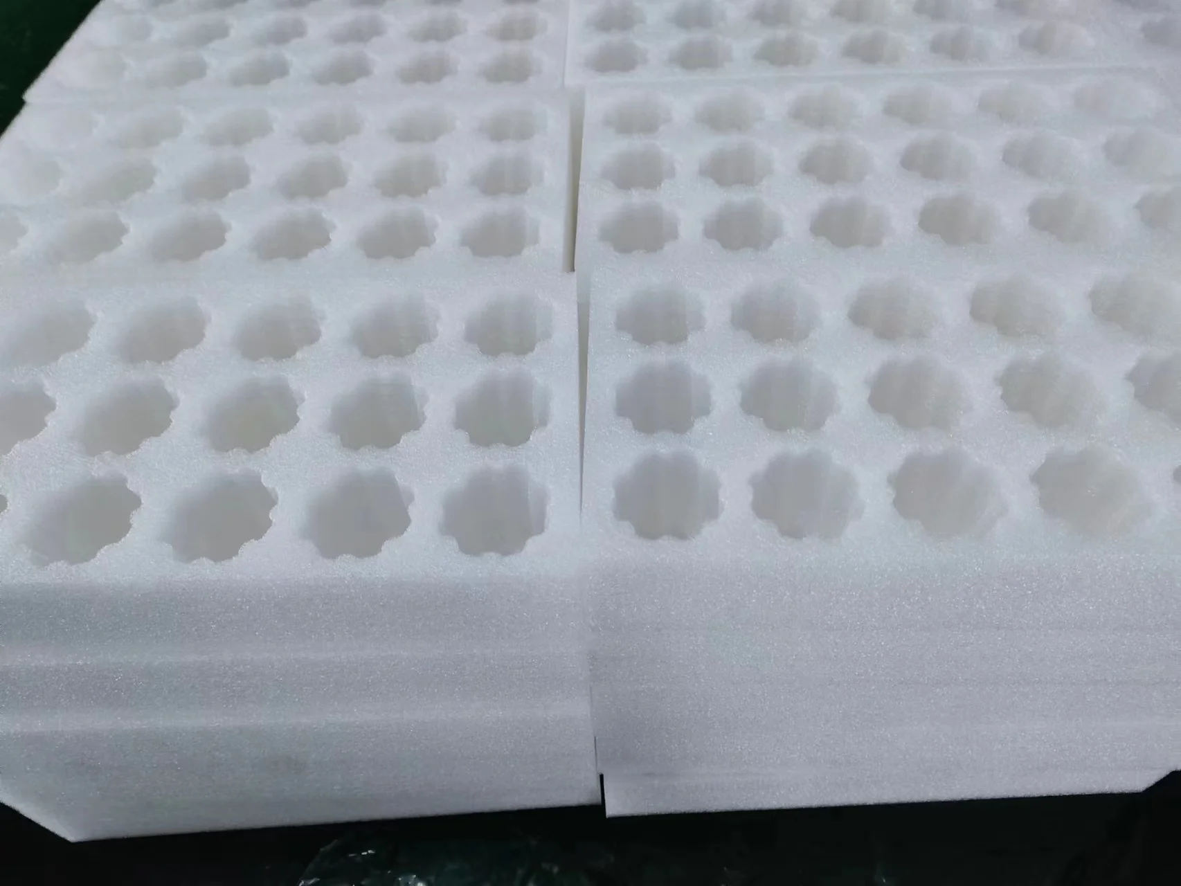 high quality epe foam for sale cut shape quail egg tray for sale packing box noodles Insert foam pouches Packaging protection