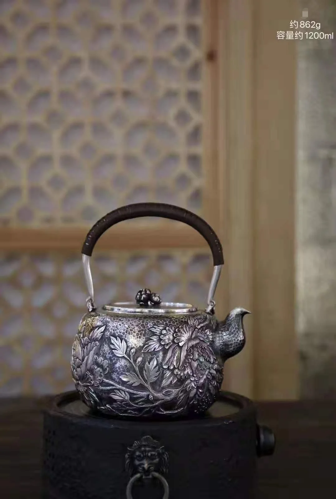 Antique Chinese heritage hand-carved tea set Large-capacity Du Dan embossed kettle