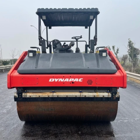 vibratory road roller, used roller compactor,Dynapac CC624HF Vibratory Smooth Drum Roller