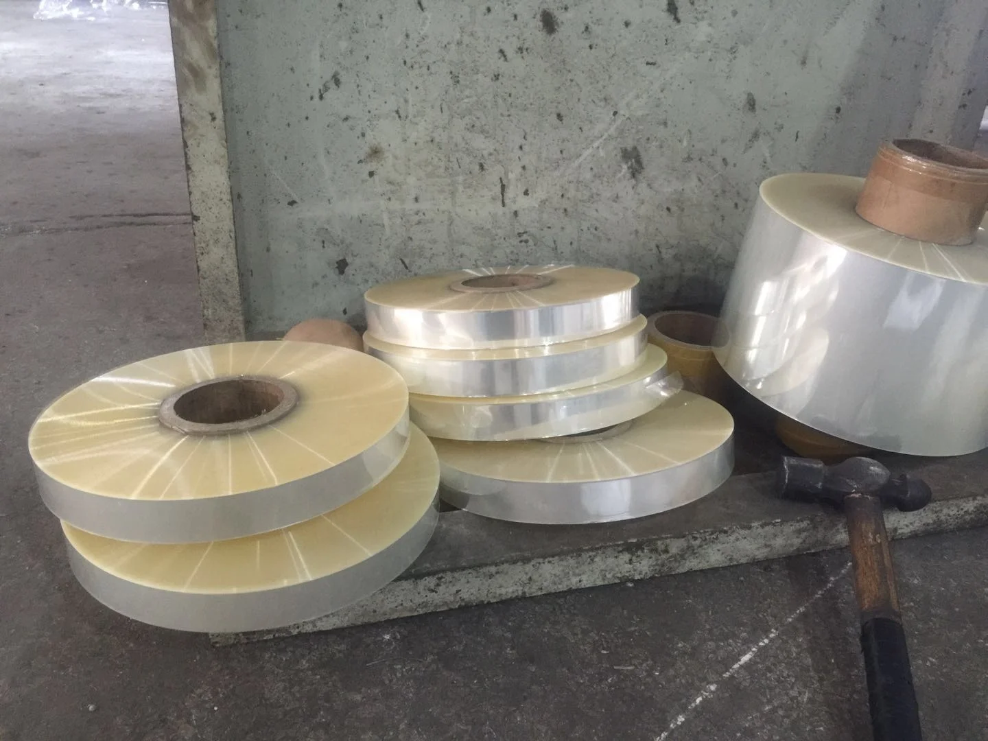 PLC Control Slitting Machine for BOPP Pet PVC PE Film