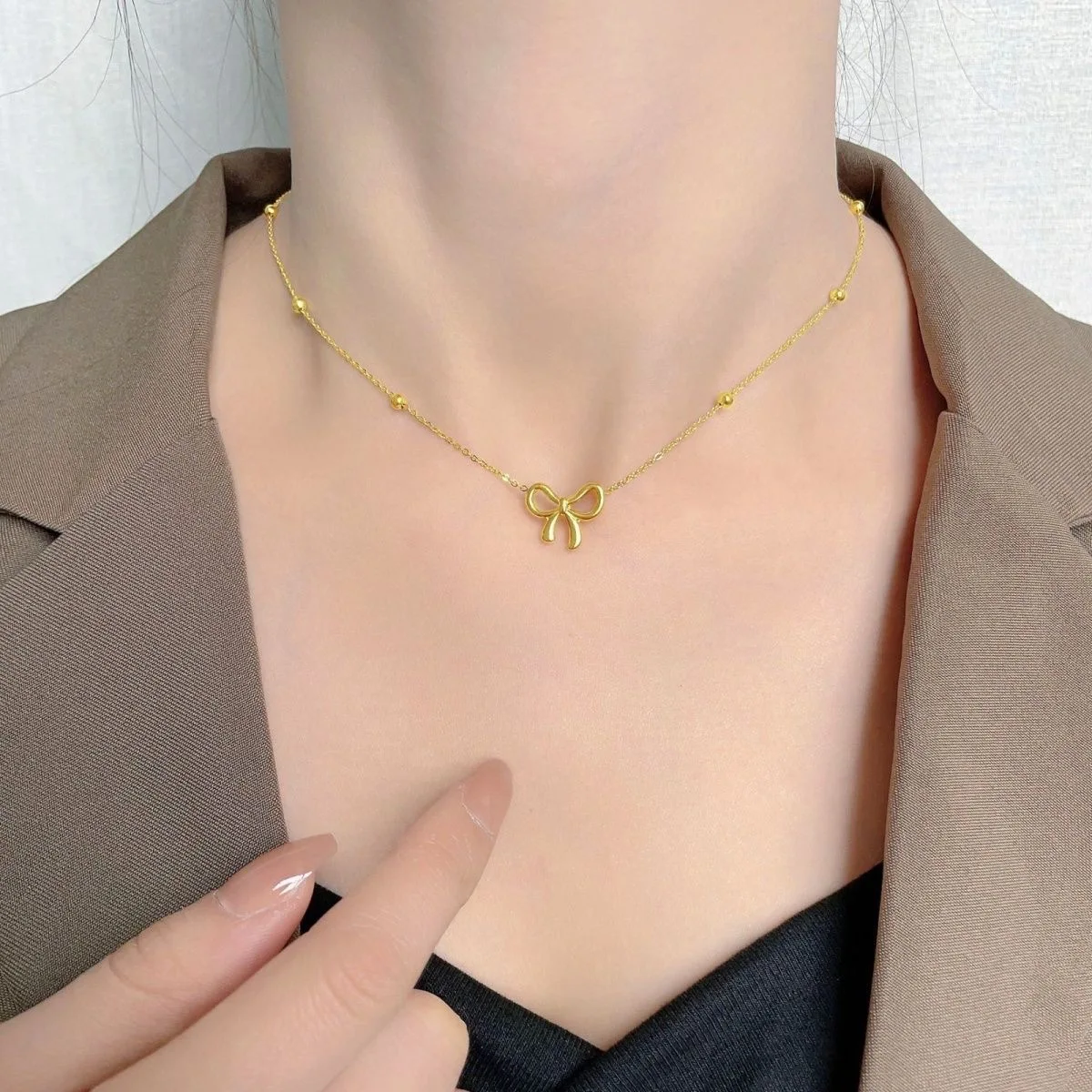 ywly Fashion Bowknot Choker Necklace Stainless Steel Necklace 18K Gold Plated Ribbon Bow Pendant Necklace For Women Gift