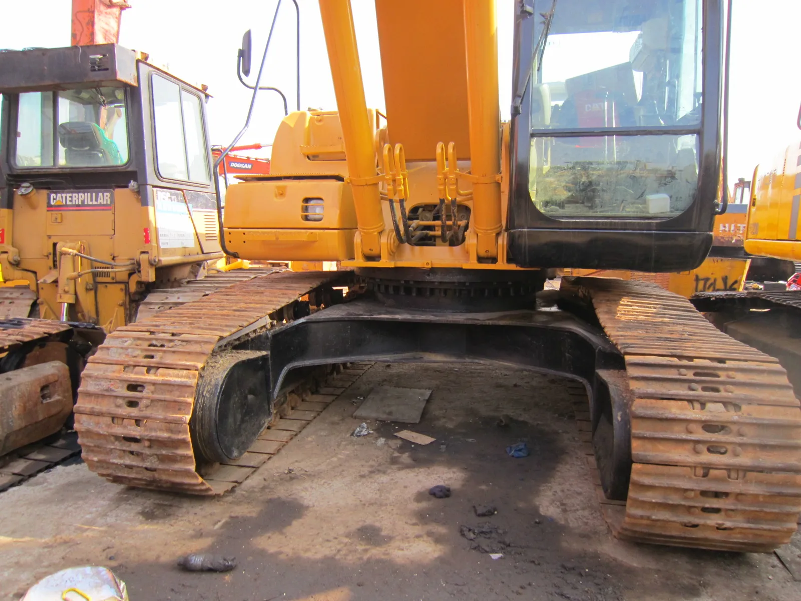 90% New Used Cat 330c 30 Ton in Stock now with excellent condition