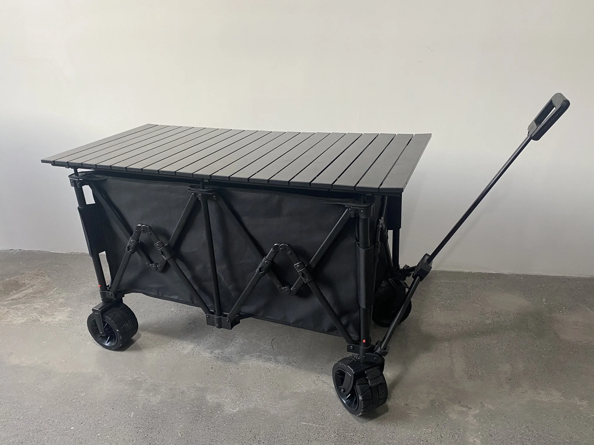 2023 Hot Sale New Garden Beach Trolley Cart Bollerwagen Wonderfold Snan Collapsible Utility Wagon Heavy Duty Folding Wagon