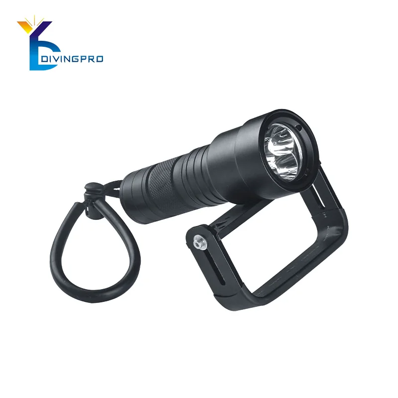 1000 lumen IP68 waterproof  aluminum LED rechargeable battery diving torch