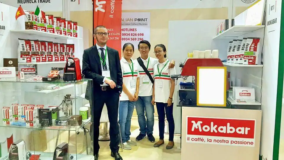 
MOKABAR Italian Quality Roasted Extra 3 kg 70% Arabica and 30% Robusta Coffee Beans For Hotel 