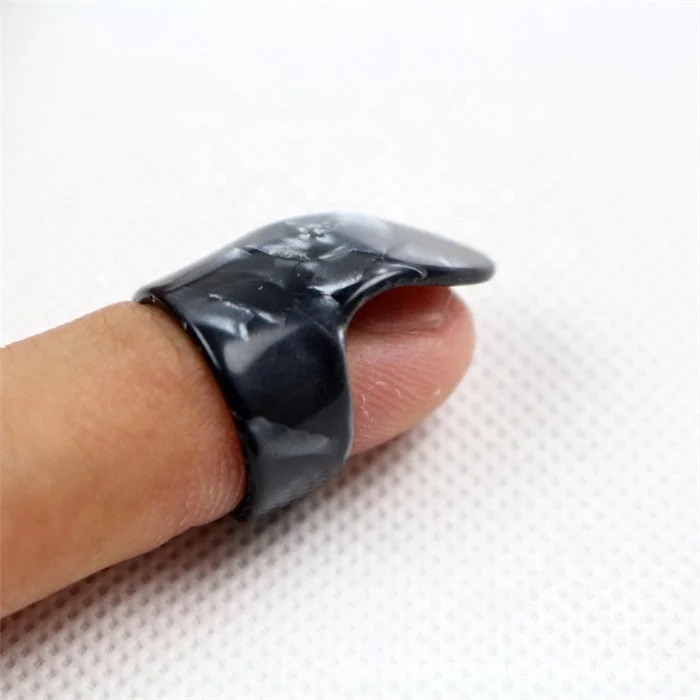 Plastic Finger Finger Guitar Picks  Guitar Plectrums Picks Acoustic Electric Bass Guitar Accessories Colors Random