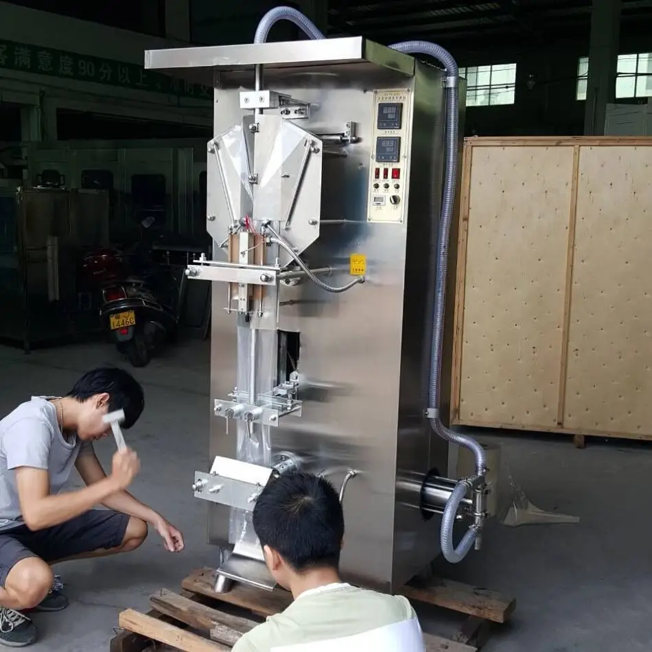 Soy Milk Edible Oil Water Bag Liquid Sacheet Packing Machine Water Pouch Packing Machine Vertical Filling  packaging machine