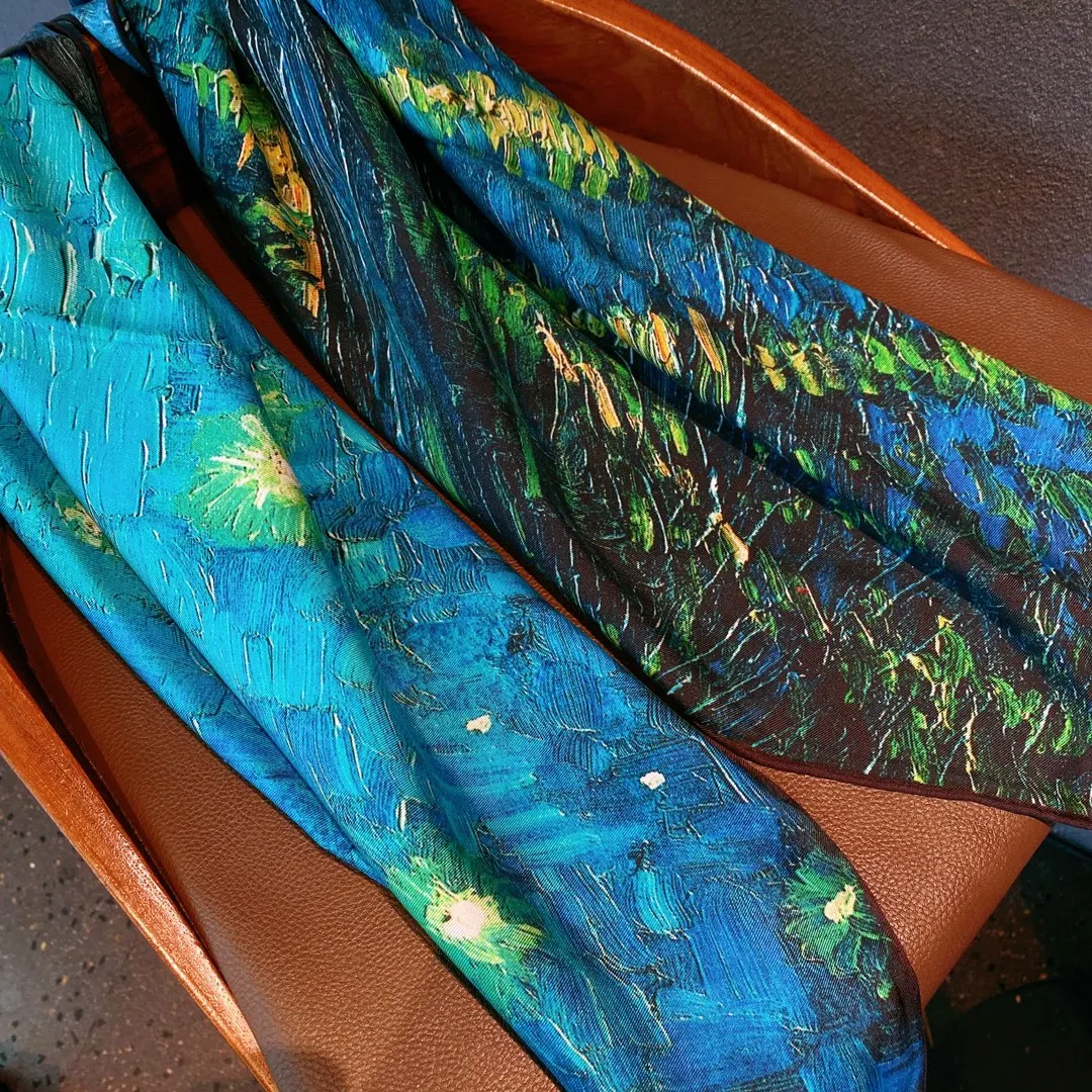 12 Mmi 110*110cm Twill Custom Digital Elegant And Advanced Printing Silk Printing Scarves