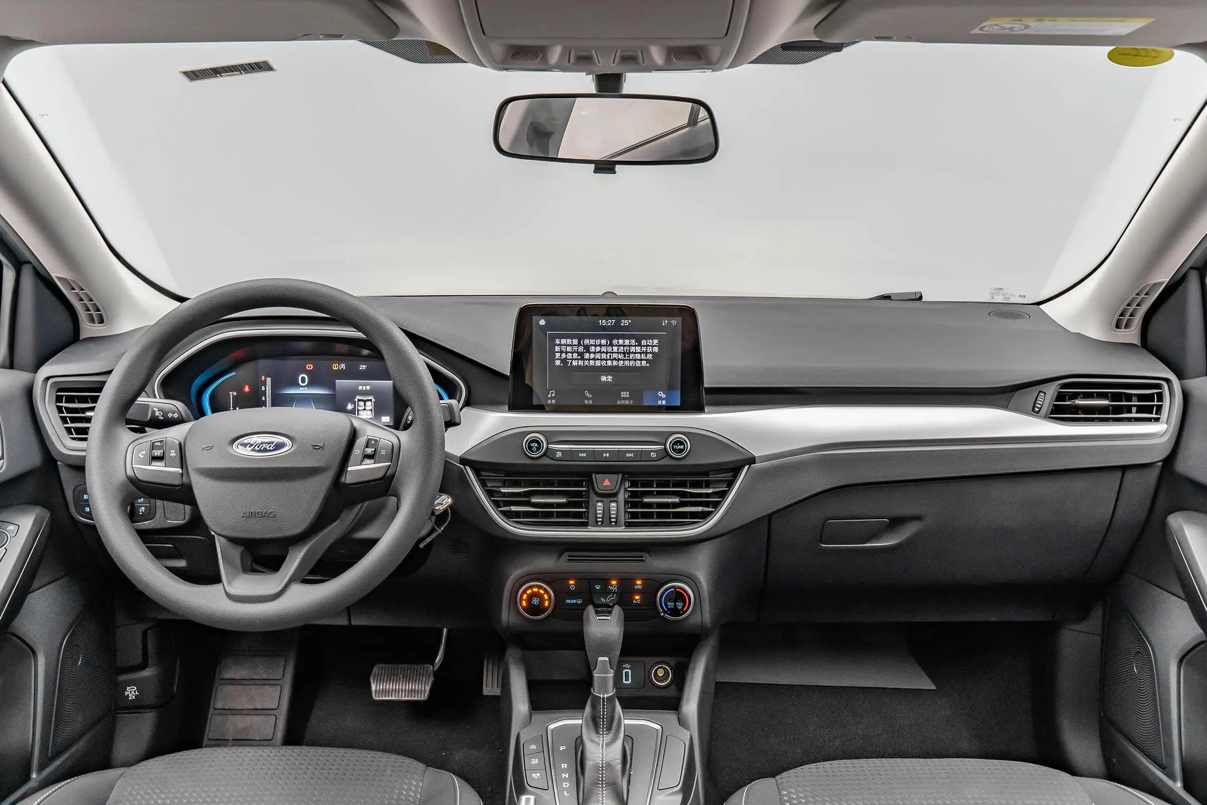 2023 New Style Fo rd Focus 4-door 5-seat Compact Car Gasoline Vehicle new cars left cheap gas four wheelers in china for Ford