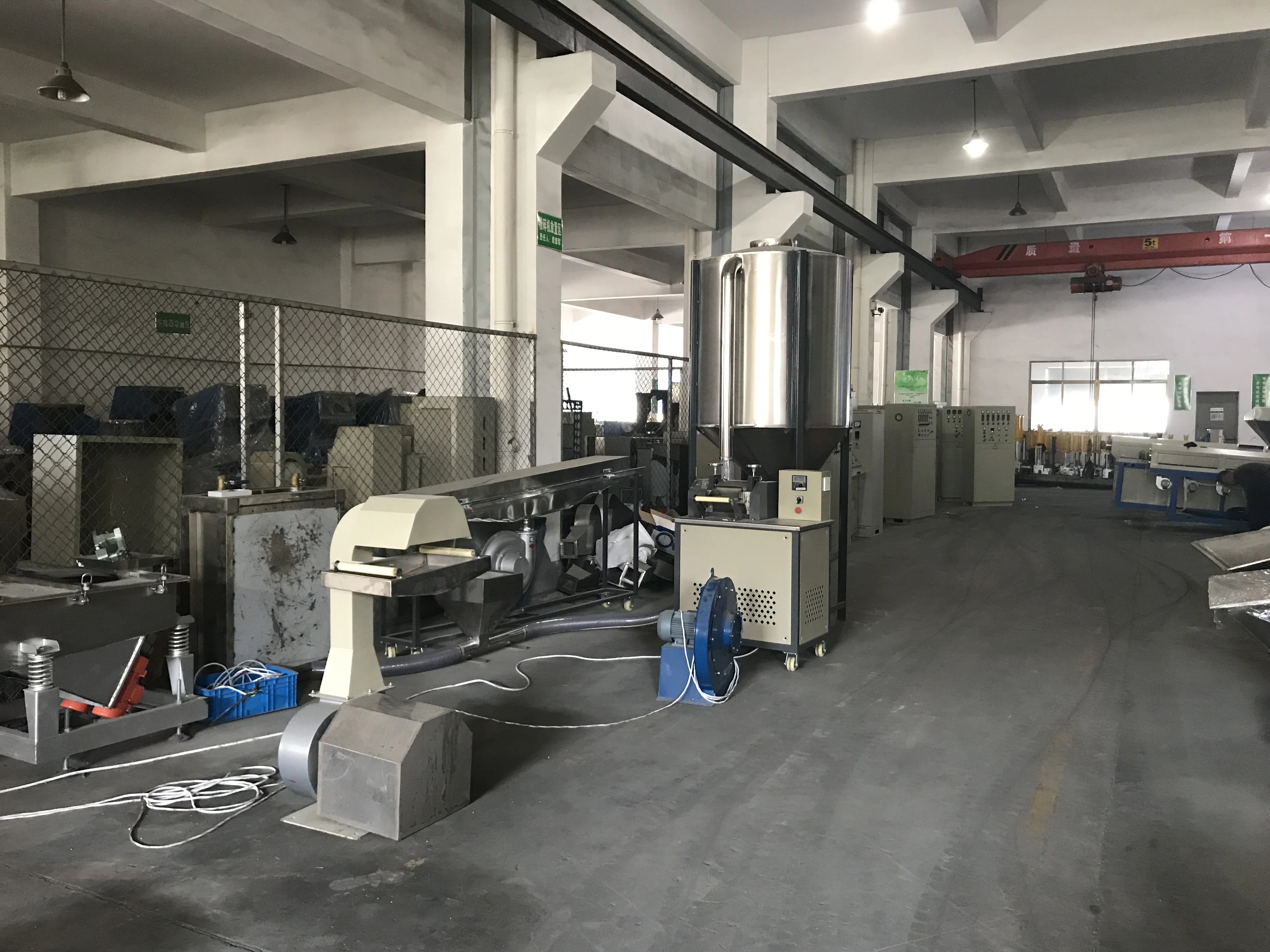 Pp Pe Pet Pelletize Cutter The Water Strips Into Grains For Recycle Plastic Milling Granulator