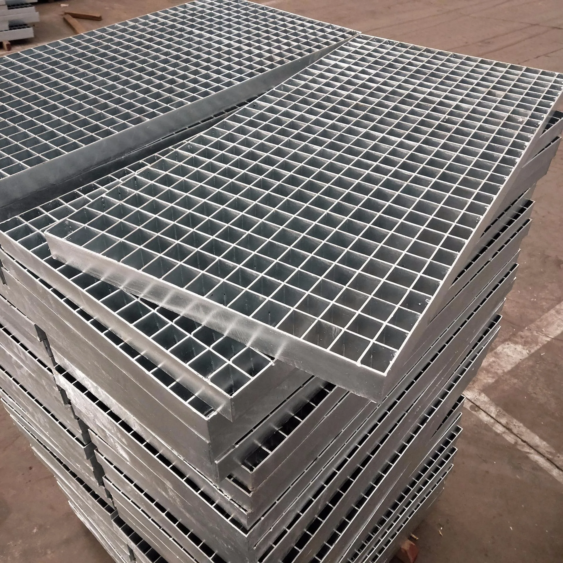 Custom Press Locked Steel Bar Grating Hot Dip Galvanized for Driveway, Platform