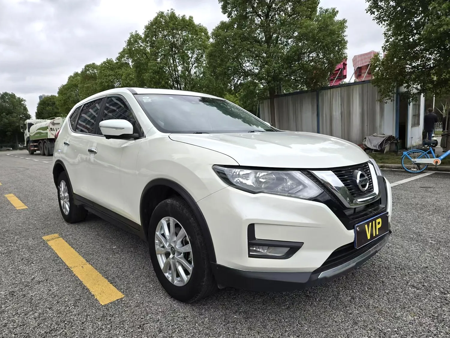 Лидер продаж электрический внедорожник 2023 Nissan X-Trail с максимальной скоростью 200 км/ч бензиновый автомобиль