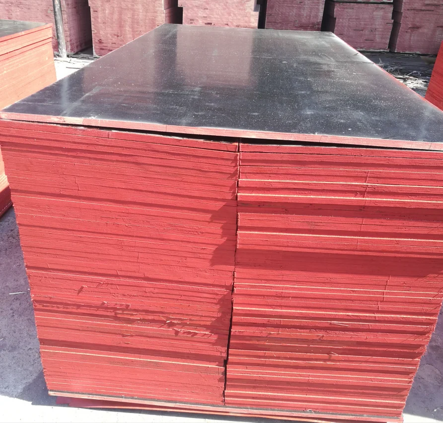 4*8 12-18 мм дешевая с заводской прямой ценой в Китае пленочная облицованная фанера