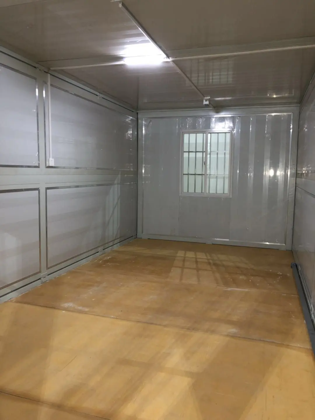 Easy to install prefabricated steel structure folding container houses for villas prefab house