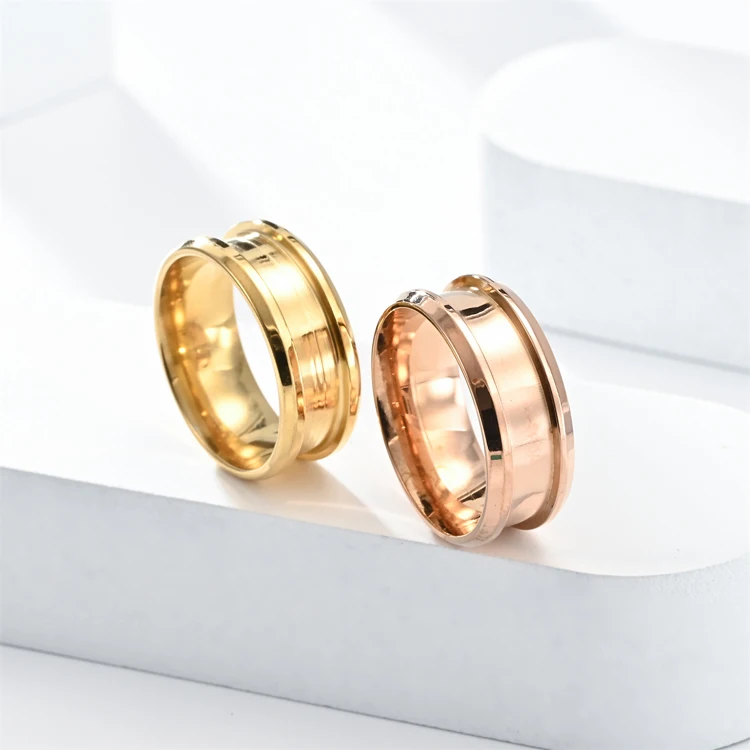 2023 New Mixed Wholesale Stainless Steel Ring for Men and Women Universal Couple Stripe Star Moon Rotating Ring