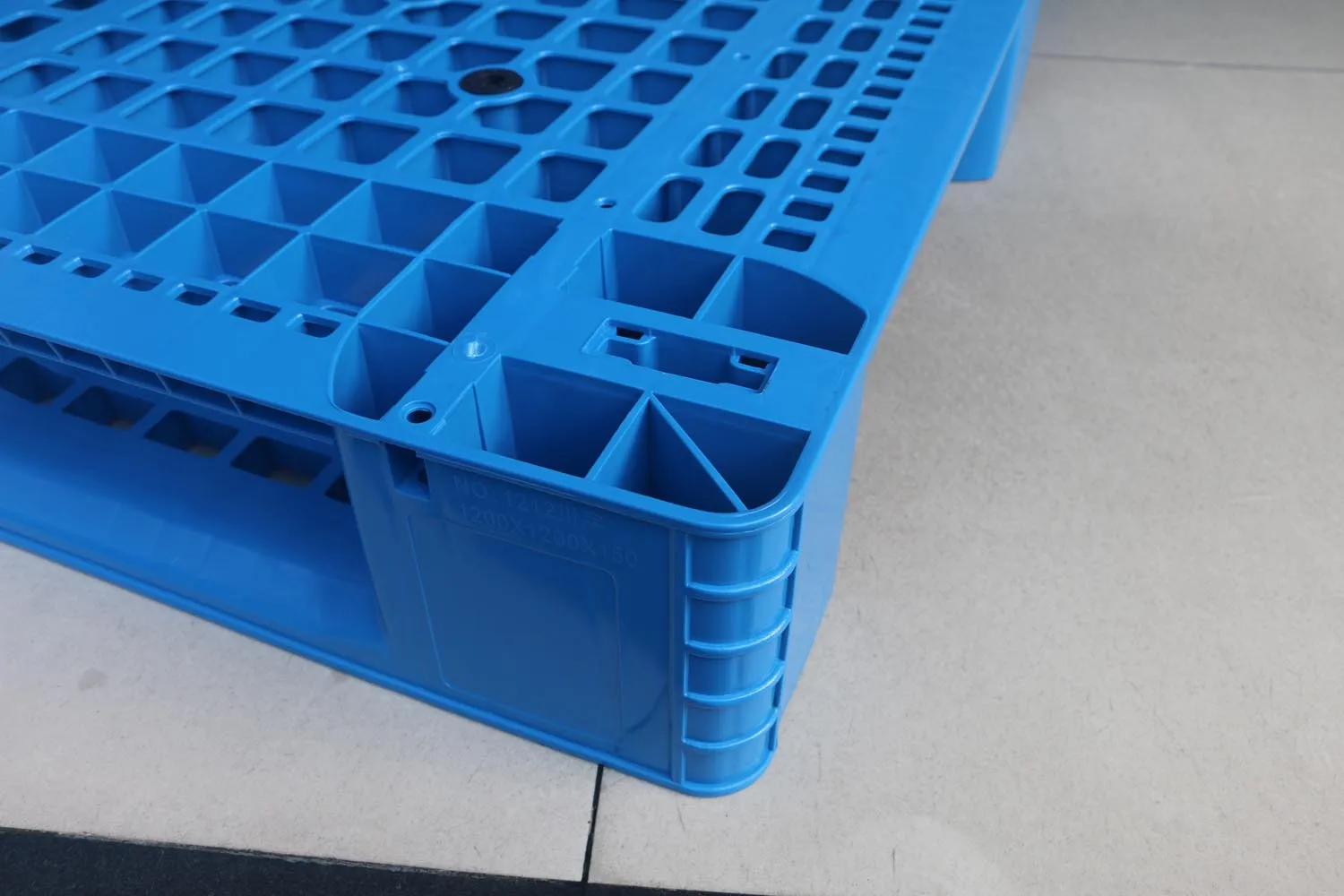NEXARA New Design 1212 1200*1200*150mm Grid Surface Three Runner Logistics durable industrial warehouse plastic pallet