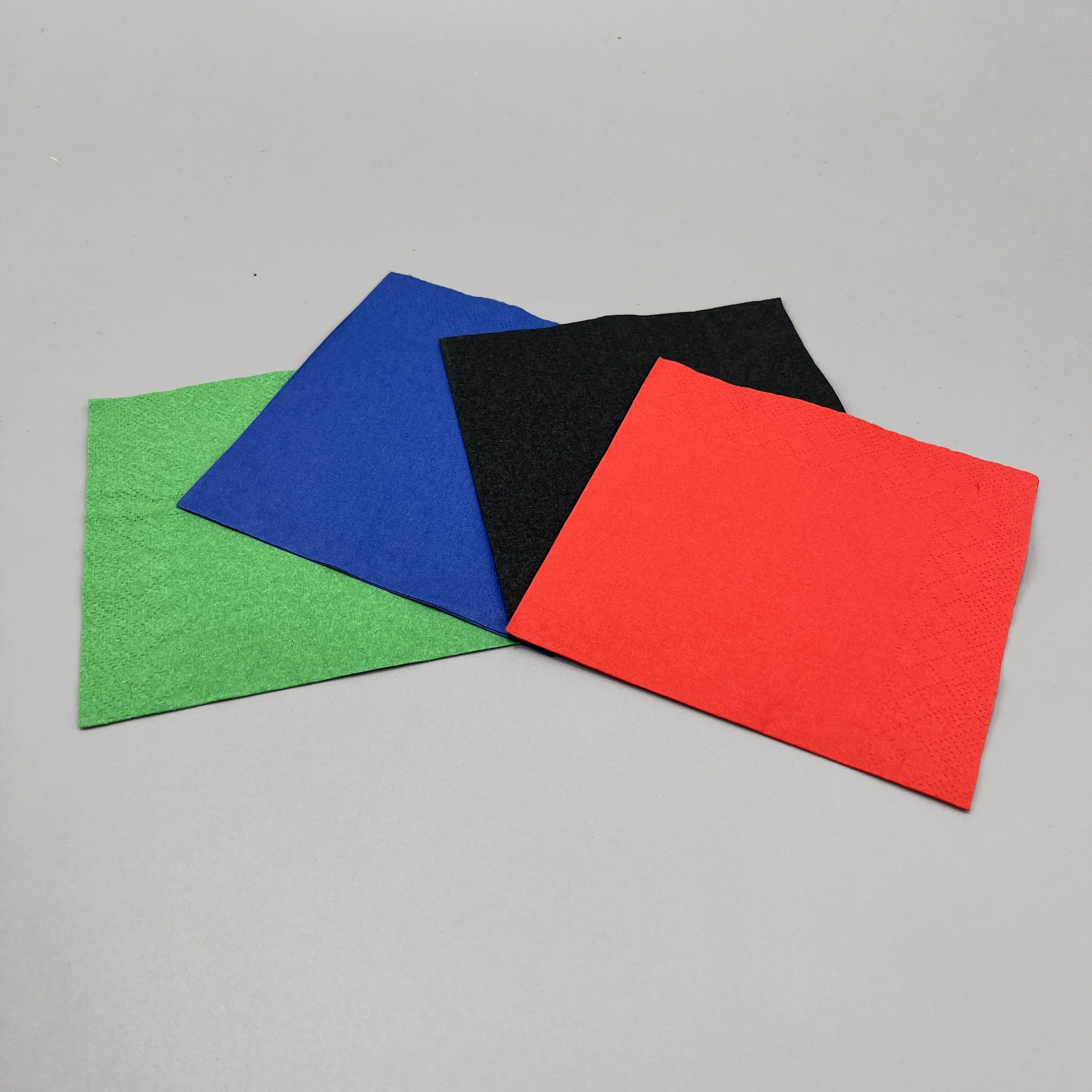 Wholesale Custom Design Colorful Paper Napkin Layer Style Packing Fold disposable cocktail napkins