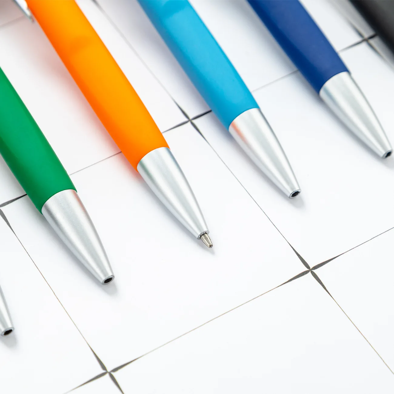 Promotion Printing Custom Logo Plastic Pen School Stationery Gift Pen Ball Pen for Custom