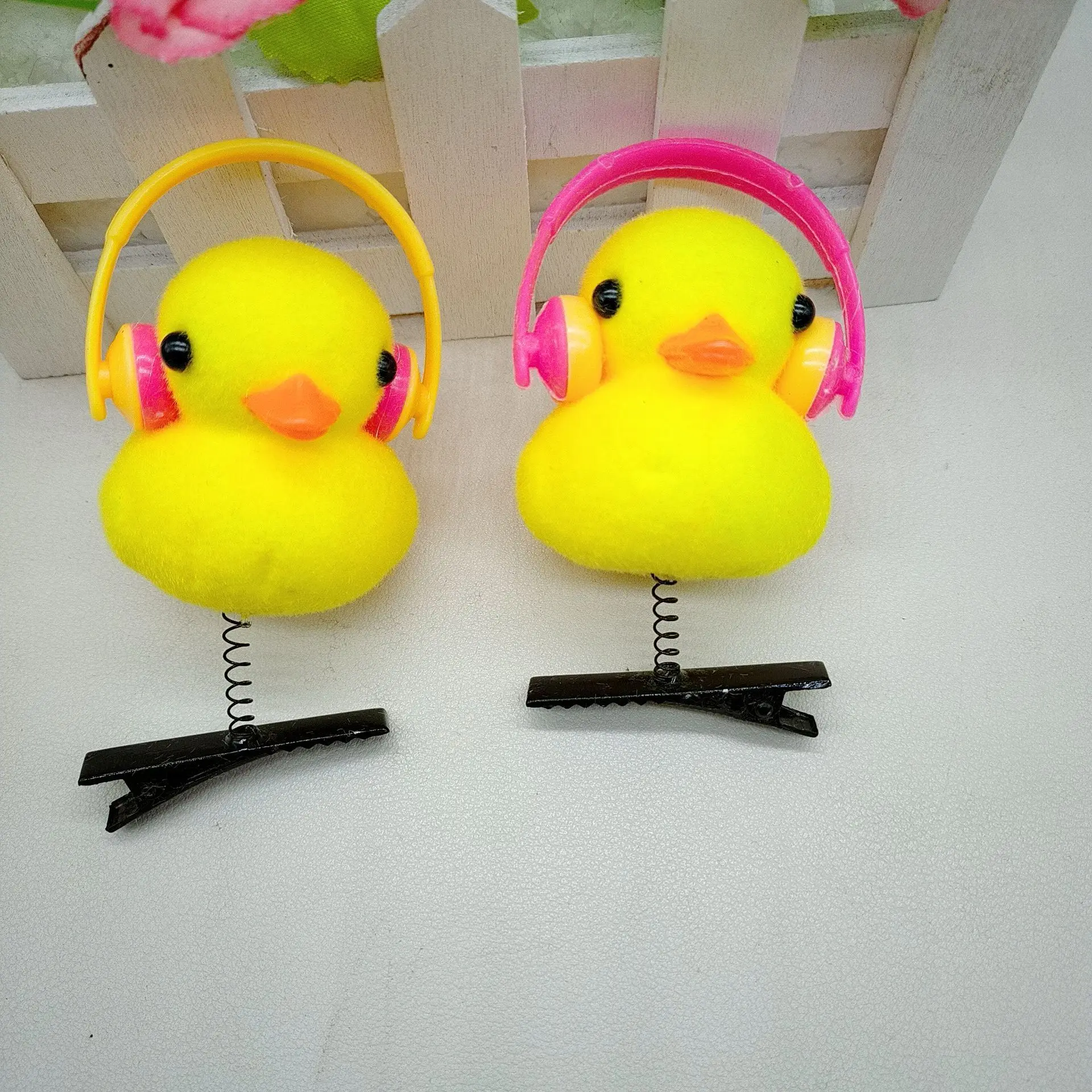 Hot Yellow Duck Spring Hair Clip Cartoon Chicken With Camera Spring Hairpin Hairgrips For Party