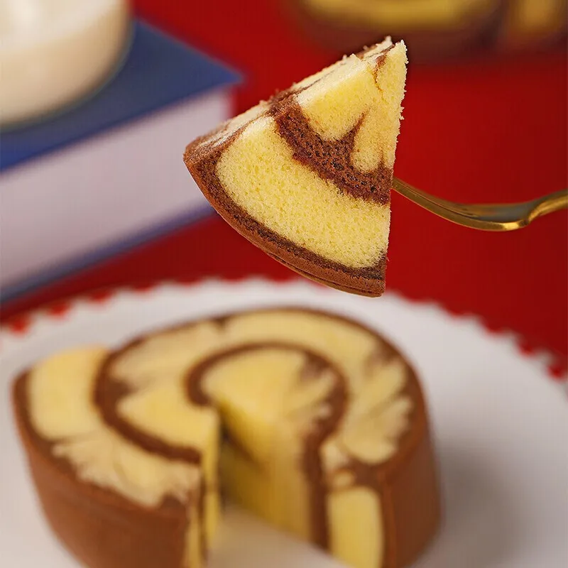 80g Ovaltine Cake Roll Chocolate Swiss Roll Pastry Nutritious Breakfast Soft Bread