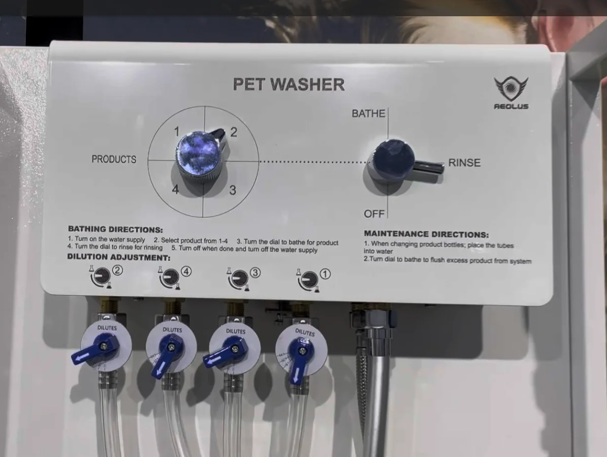 For dogs and cats Shampoo machine PW-102 New adjustable dilution shampoo machine  Mix shampoo automatically pet washer