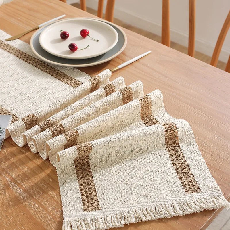 Special offer AMZ hot sale Bohemian cotton linen natural rustic woven farmhouse macrame fringe splicing home decor table runner