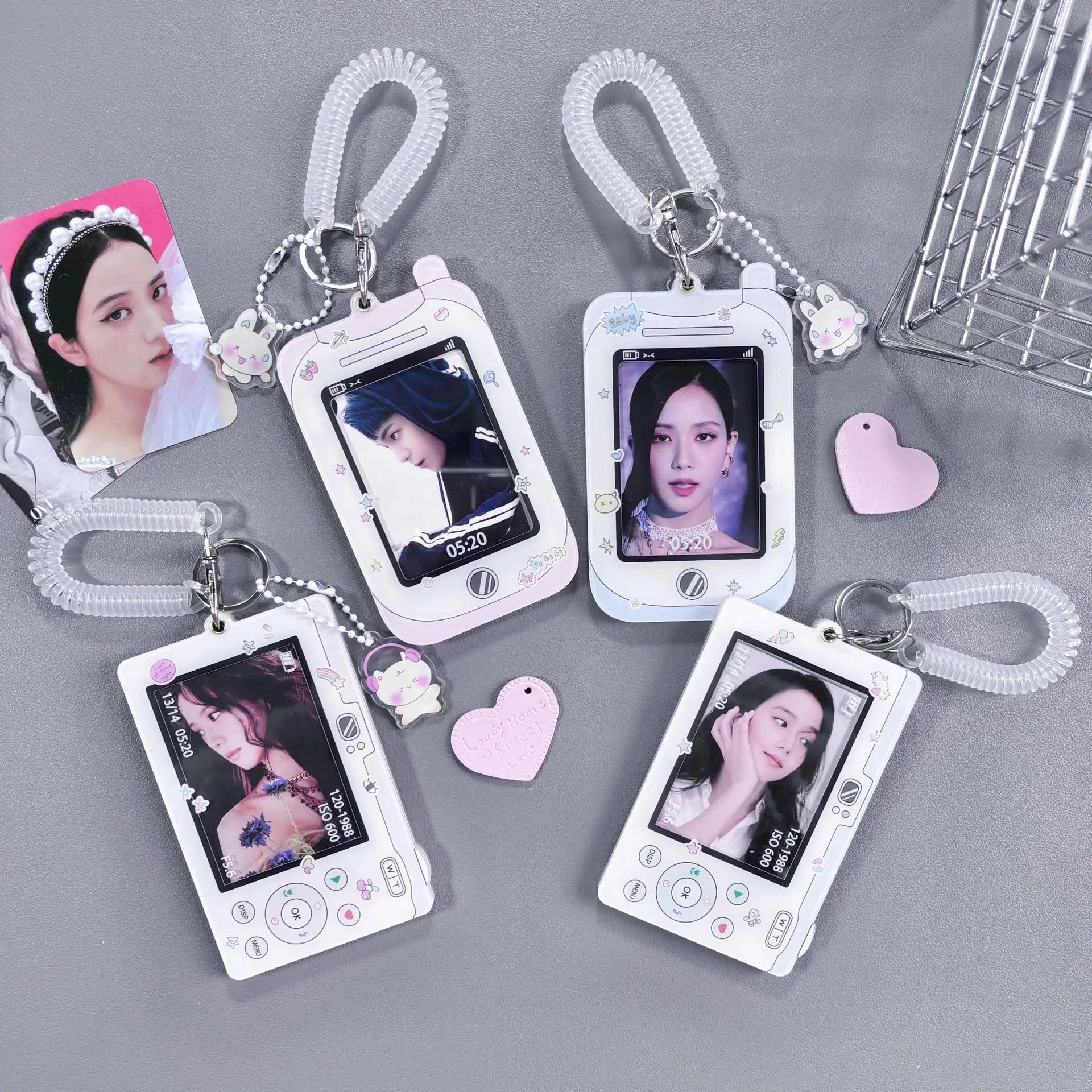 Juno Creative Custom Kpop Camera Shape Anime Souvenirs Gift keychain Charm Acrylic Photocard Holder For Photos