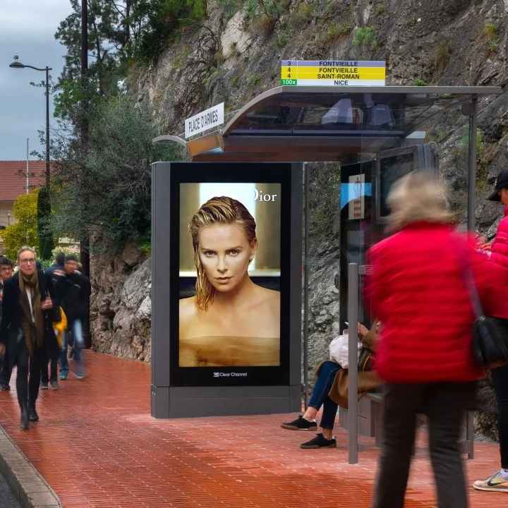 Укрытие для автобуса на солнечных батареях со светодиодной рекламой световой короб автобусная станция