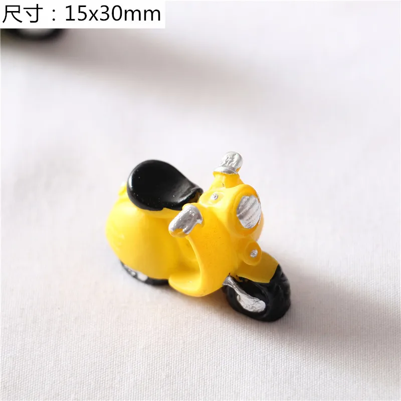 2025 New 3D Figurines Resin Motorcycle Miniature Red Yellow Green Transportation Figure for Dollhouse Toys