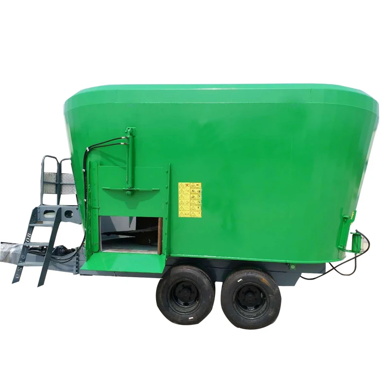 Corn stalks feed mix feeder machine/ factory price TMR dairy farm livestock feed making machine