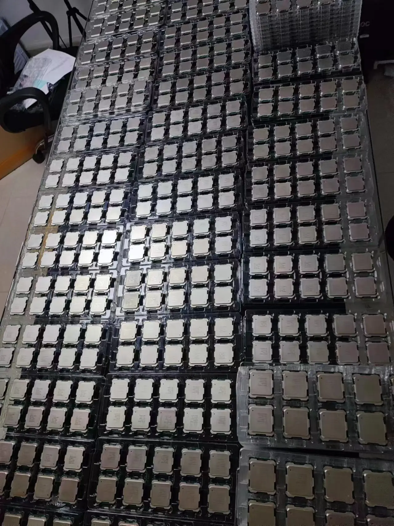 Xeon E5-1650 v3  E51650v3 E5 1650 v3 3.5GHz 6-Core 12-Thread 15M 140W LGA2011-3 DDR4 CPU Processor